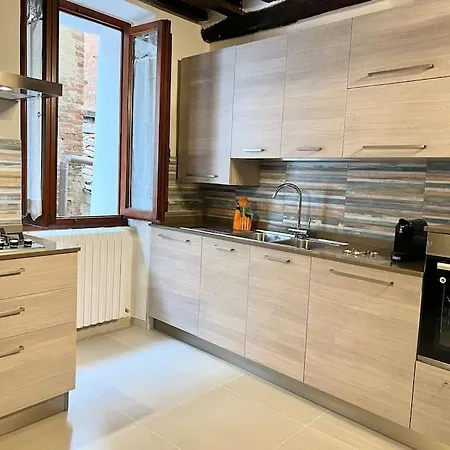 Franciosa - Cattedrale Apartment Siena